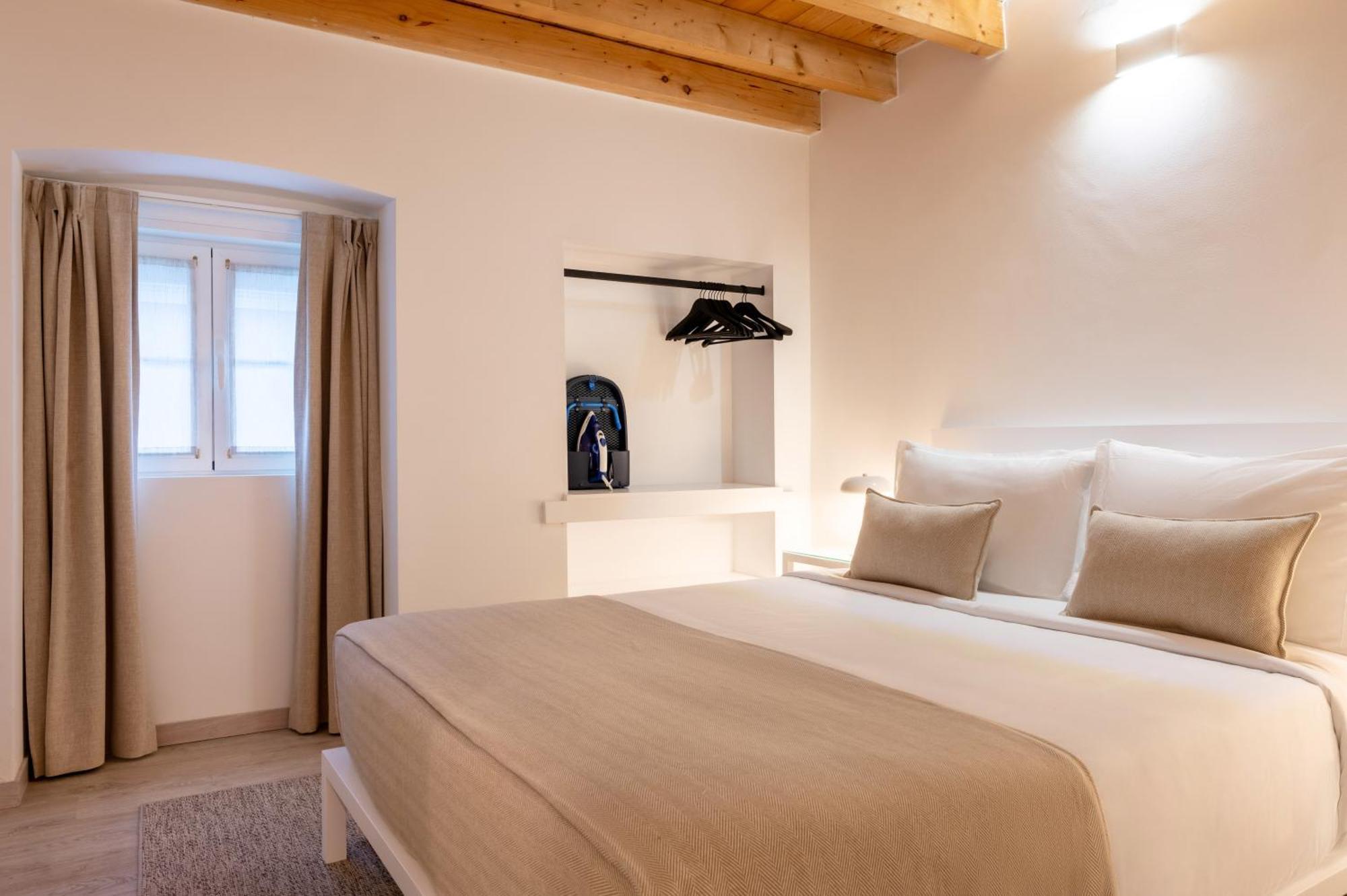 Azinheira Suites Townhouse - Alojamento Turistico (Adults Only) เอลวัช ภายนอก รูปภาพ