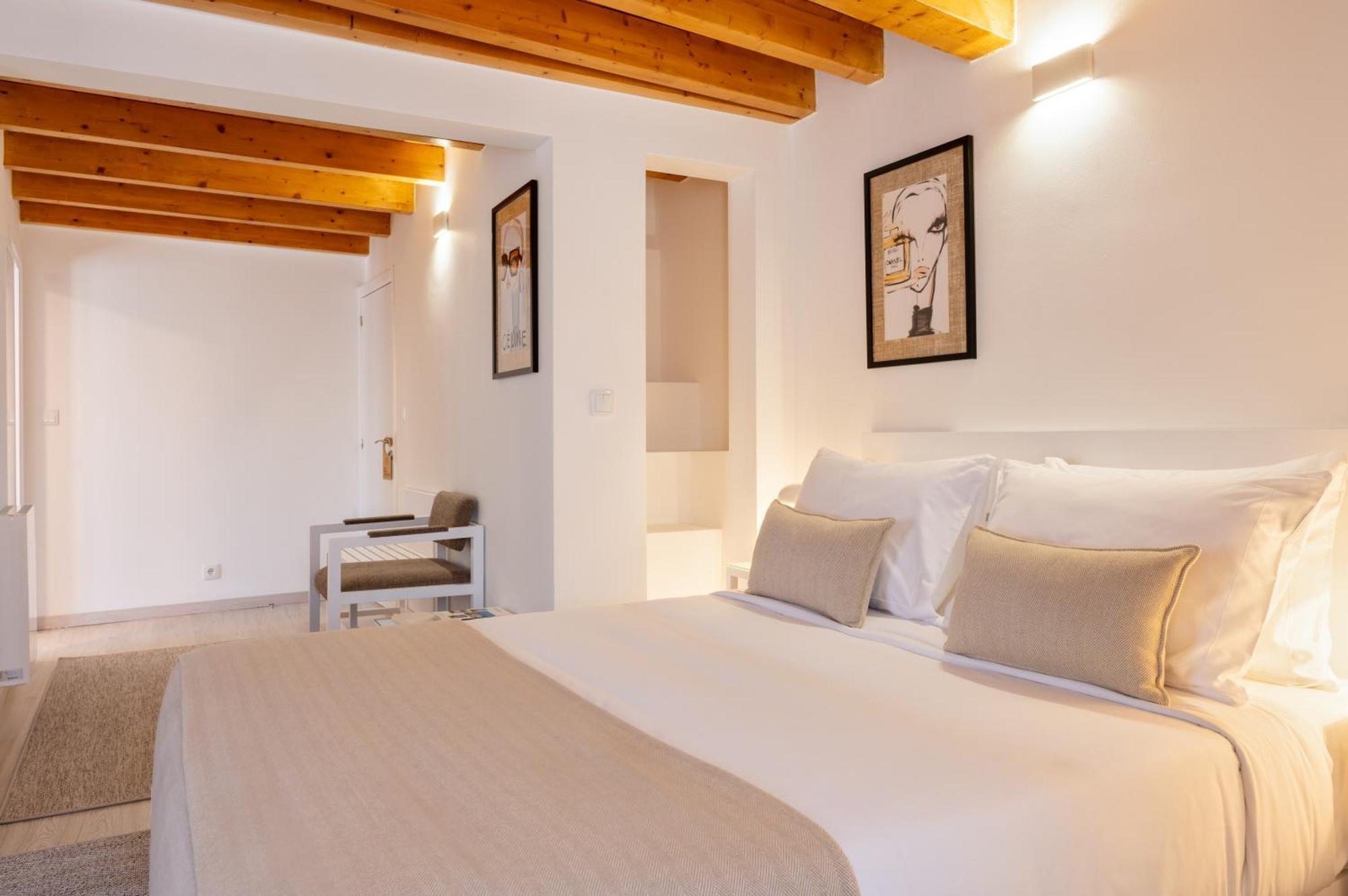Azinheira Suites Townhouse - Alojamento Turistico (Adults Only) เอลวัช ภายนอก รูปภาพ