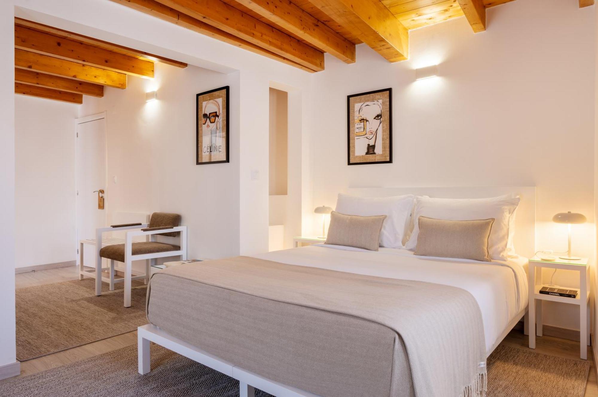 Azinheira Suites Townhouse - Alojamento Turistico (Adults Only) เอลวัช ภายนอก รูปภาพ