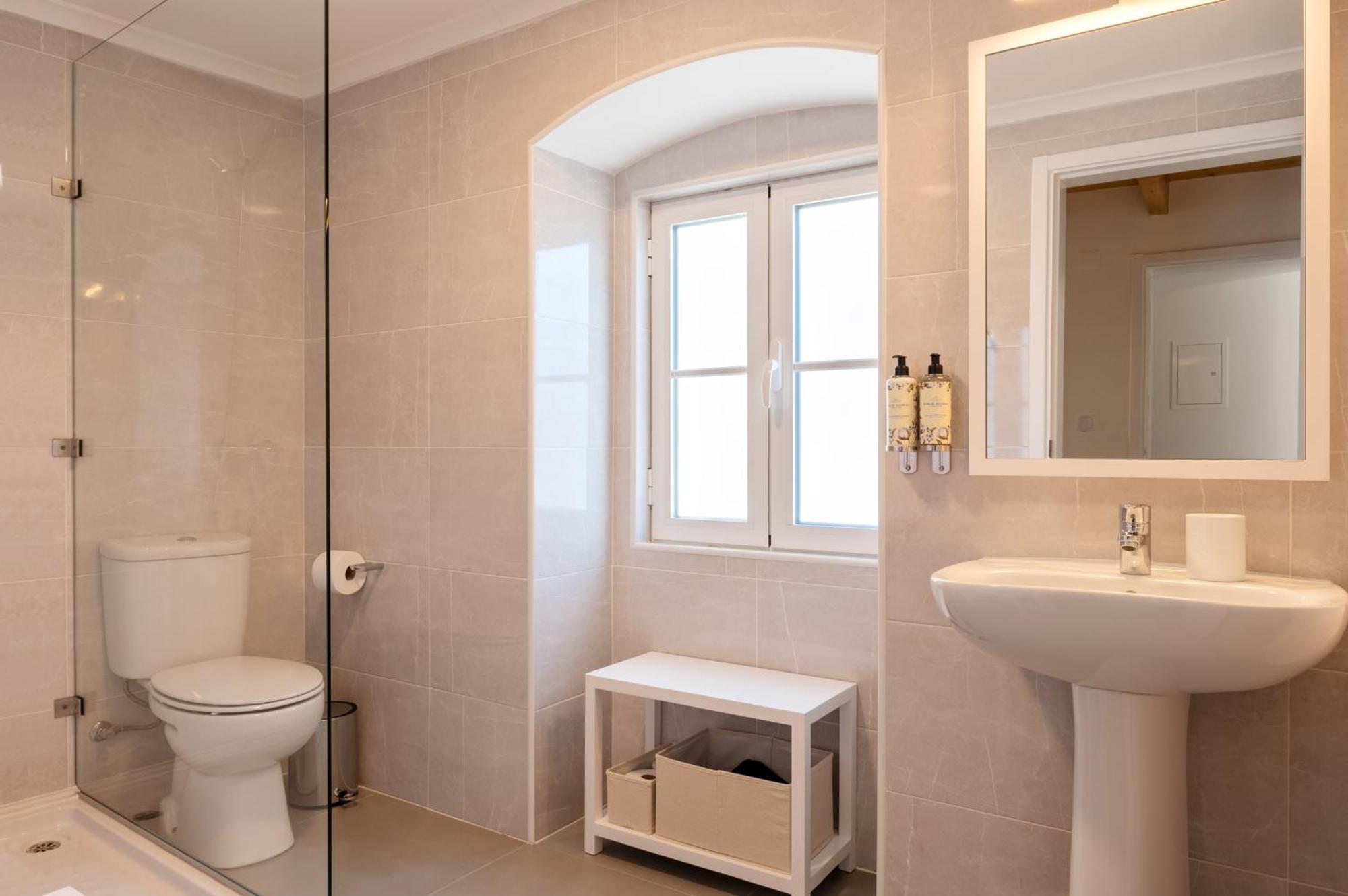 Azinheira Suites Townhouse - Alojamento Turistico (Adults Only) เอลวัช ภายนอก รูปภาพ